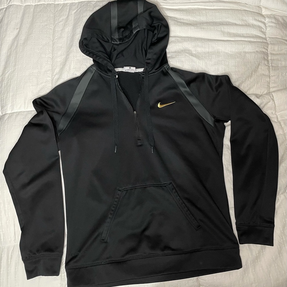 Nike Therma-Fit Hoodie ✨
